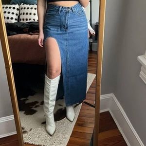 Stylist spilt Jean skirt